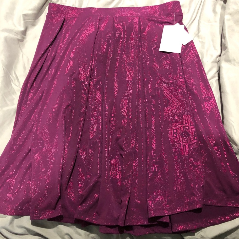 BNWT Lularoe Madison Skirt Size XL Elegant